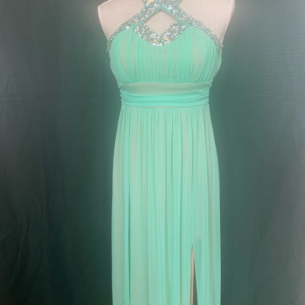 Way in seafoam halter gown. Size 3 new with tags